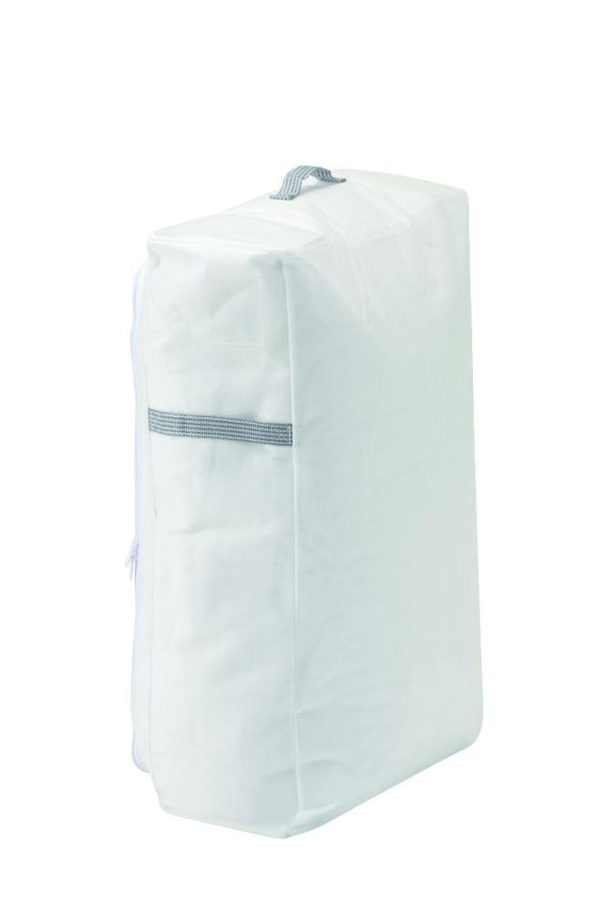 すきまに立てて収納できる　掛布団用収納袋