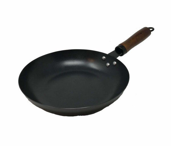 鉄製フライパン　２６ｃｍ　ガス火ＩＨ兼用（木ハンドル）