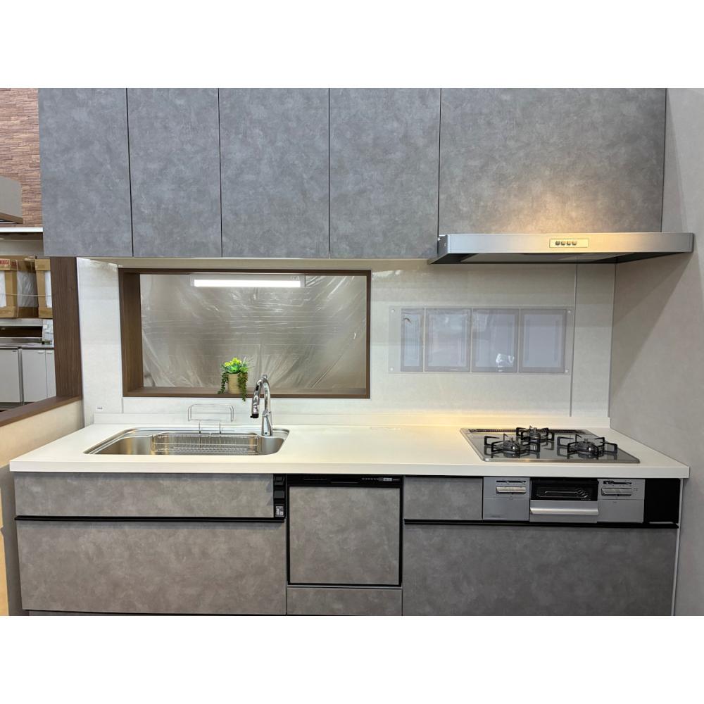 【展示品】　ＬＩＸＩＬ　システムキッチン　Ｈ１（スピカ）　間口２５５０ｍｍ　２１年製