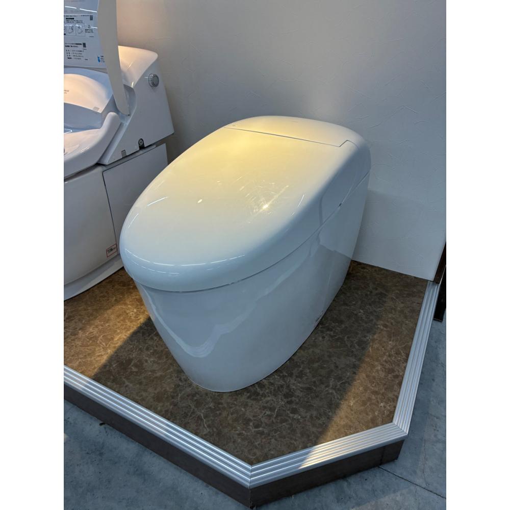【展示品】　ＴＯＴＯ　トイレ（一体型）　ネオレストＲＳ２　寒冷地用　ホワイト