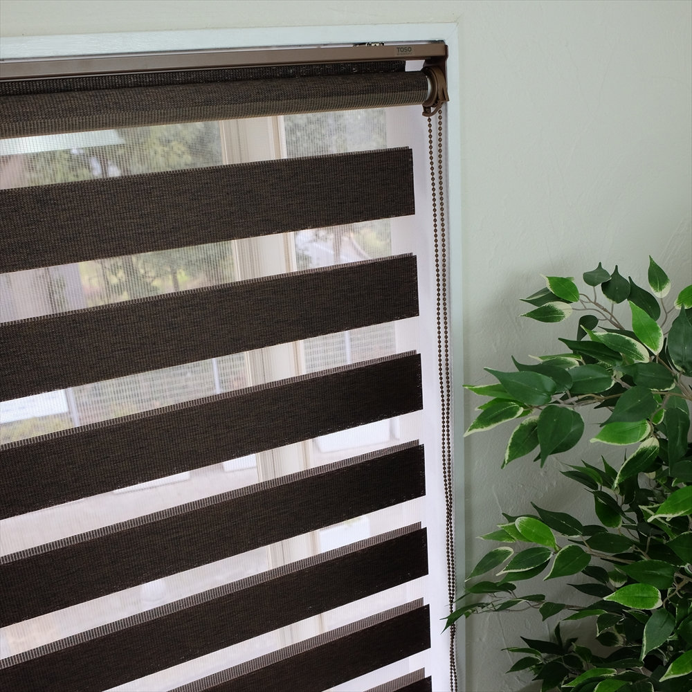 オーダー調光ロールスクリーンセンシアベーシック幅６１～９０高１４１～１８０