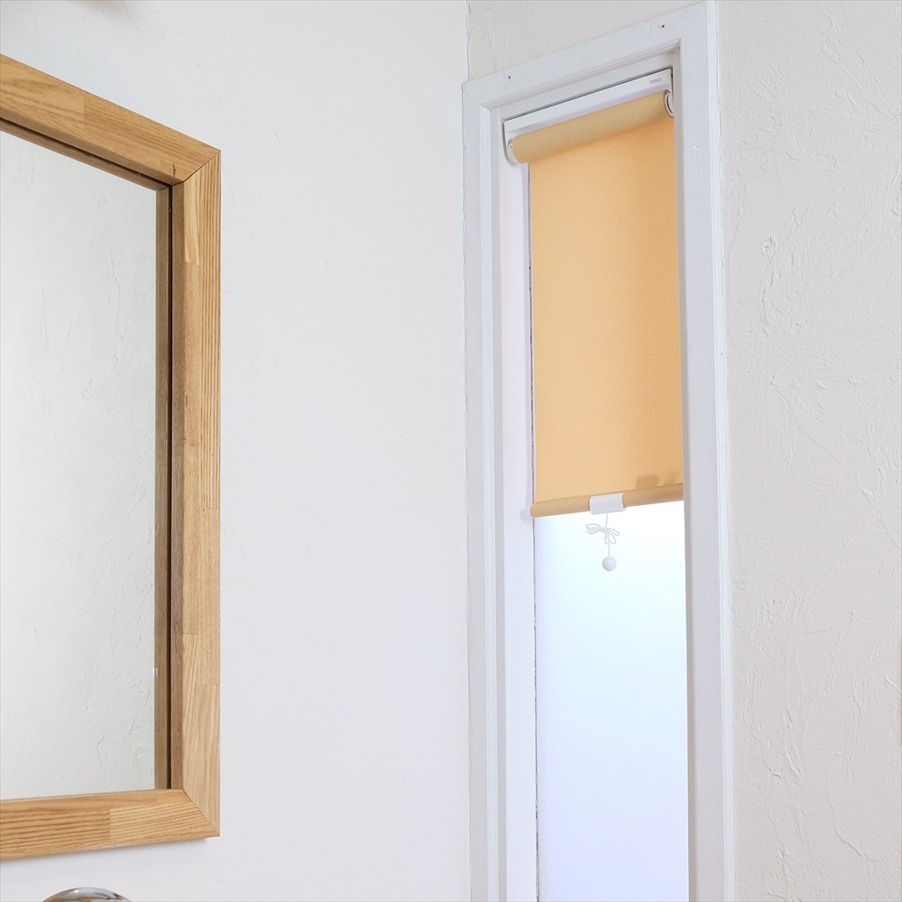 オーダーロールスクリーン　マイテック小窓　幅３０～５０高１２１～１６０