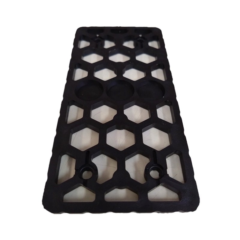 レベルスペーサー　Ｍ－５　１４０×７０×５ｍｍ