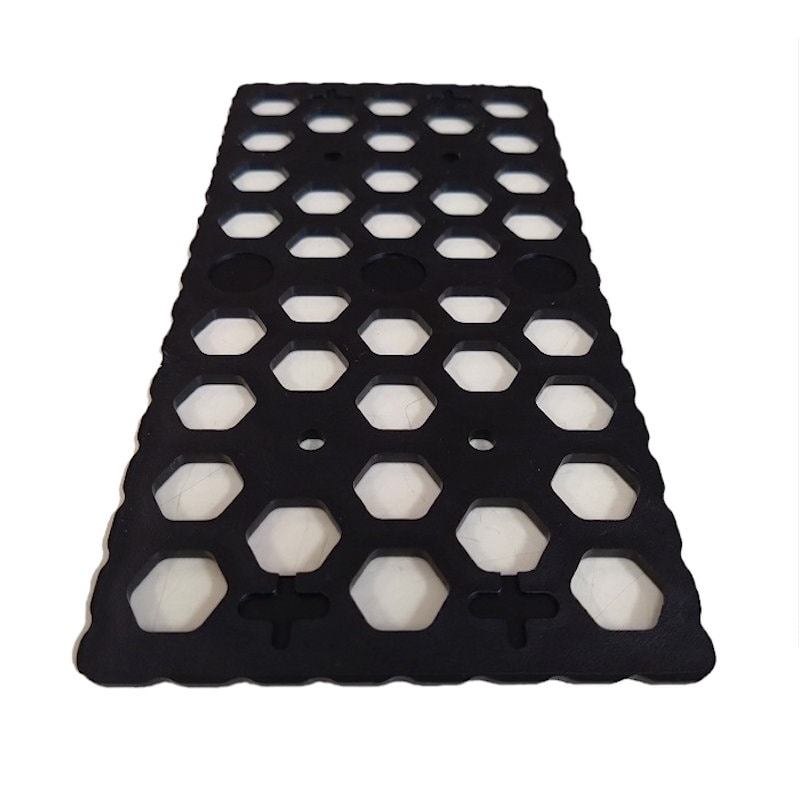 レベルスペーサー　Ｌ－３　２００×１００×３ｍｍ