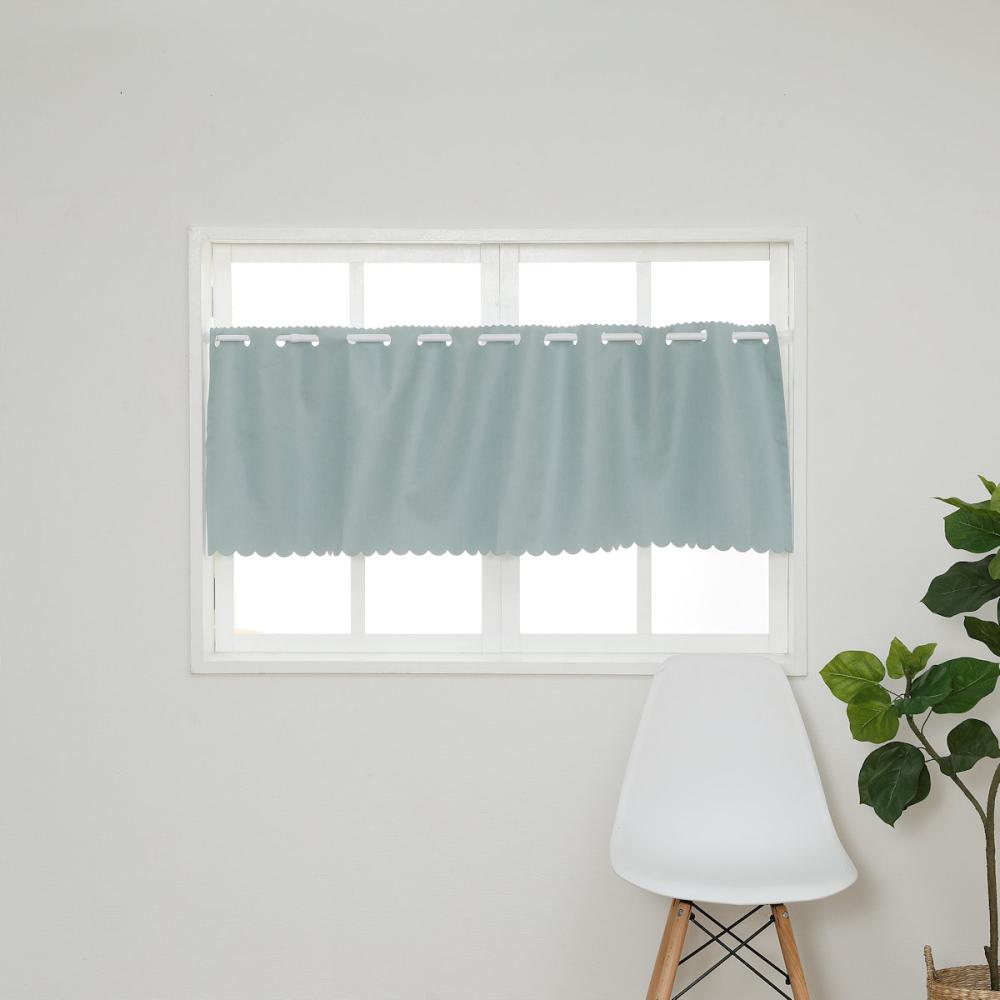 カフェカーテン　ノイカ　遮光１級　グリーン　１４４×４５ｃｍ