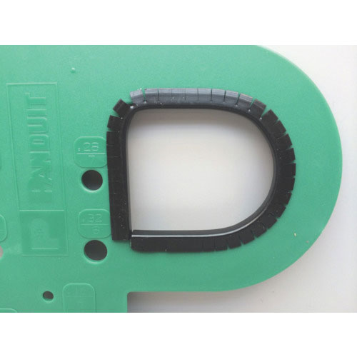 パンドウイット　自在ブッシュ　スリット付き・ロールタイプ　耐候性黒＿