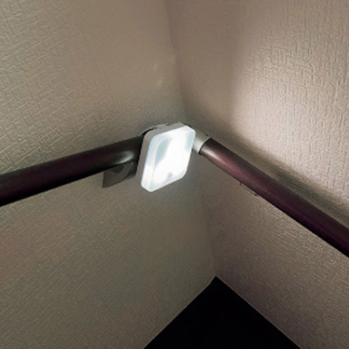 リーベックス　ミニセンサーライト　クリップタイプ＿