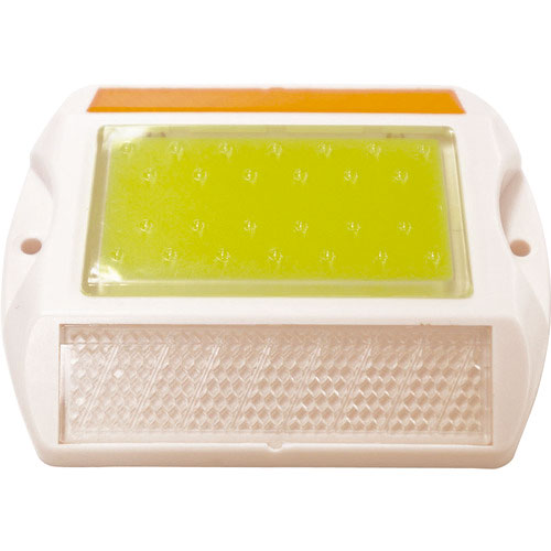 日東エルマテ　蓄光反射縁石鋲（耐荷重）　２２ｔ×９４ｍｍ×１１２ｍｍ＿