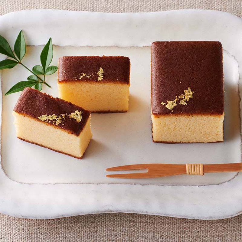 京・伏見　三源庵　金箔カステラ