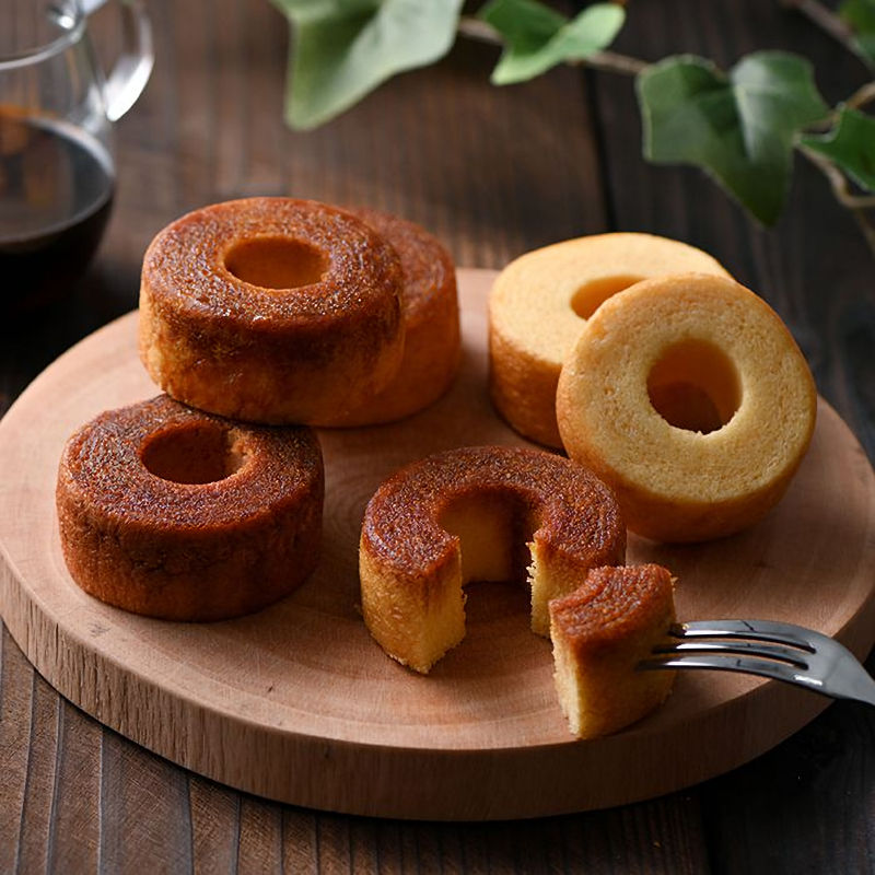 森の庭　焦がしキャラメルがしみ込んだバーム詰合せ　１４個