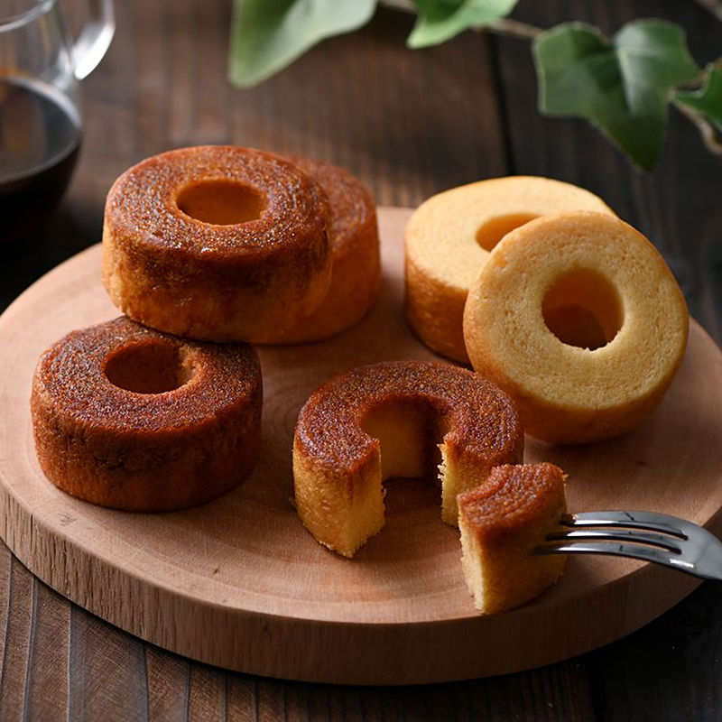 森の庭　焦がしキャラメルがしみ込んだバーム詰合せ　１７個