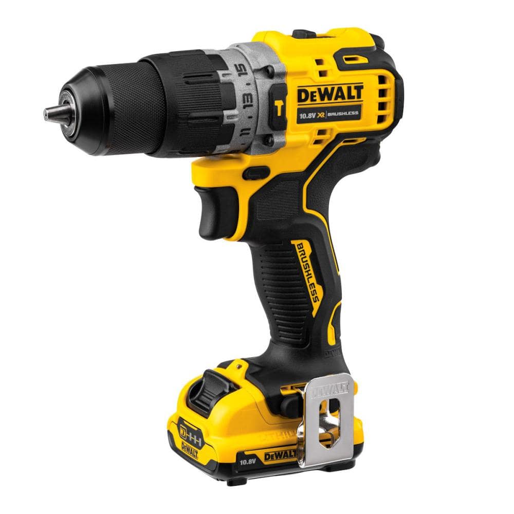 ＤｅＷＡＬＴ（デウォルト）　１０．８Ｖ振動ドリルドライバー　２．０Ａｈ電池２個付き　ＤＣＤ７０６Ｄ２