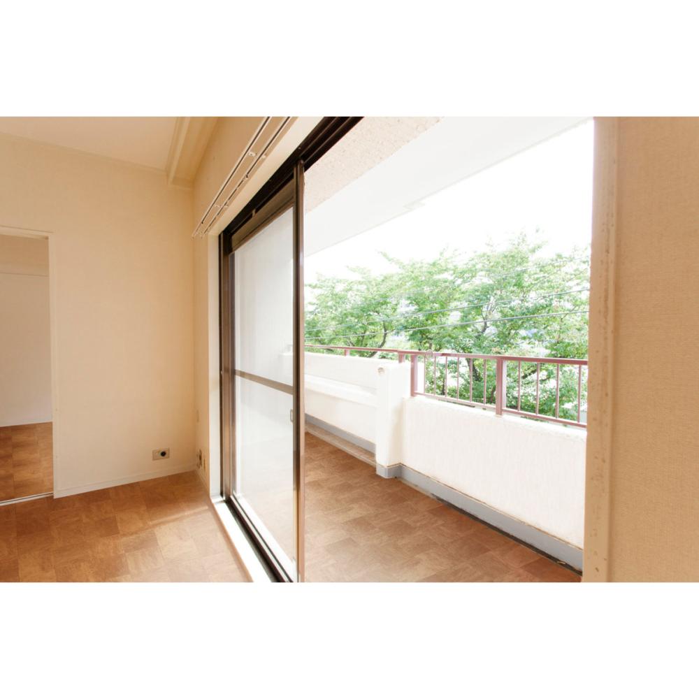 ＩＯＦ－３０２１