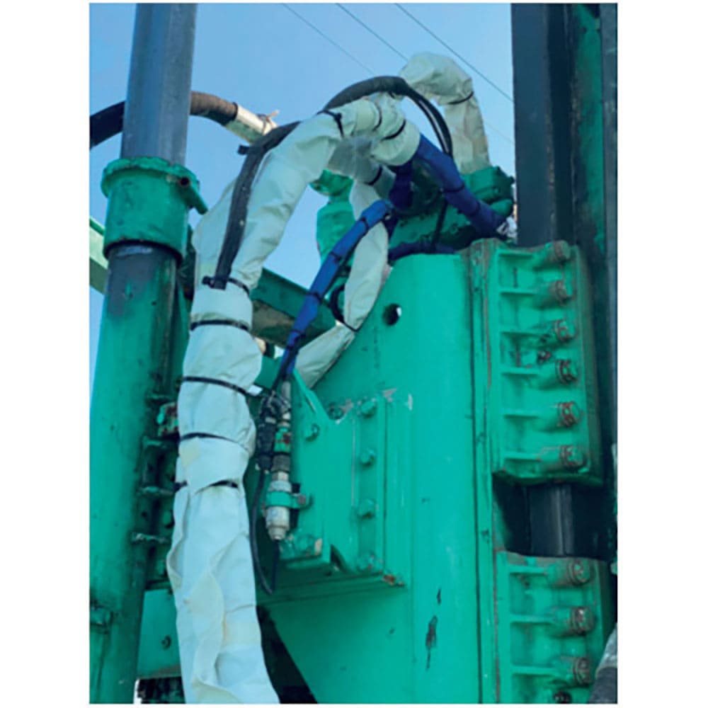 シーズファクトリー　「養生の匠」油圧ホースカバー　幅２４ｃｍ　長さ５ｍ　ＮＳＴ００００３７＿