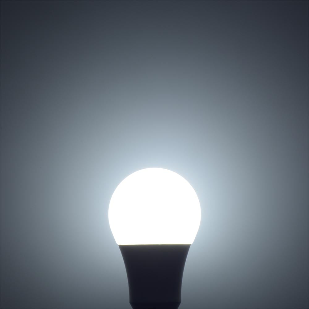 Ｊｅｎｉｘ（ジェニックス）　ＬＥＤ電球　１００形相当　Ｅ２６　昼光色