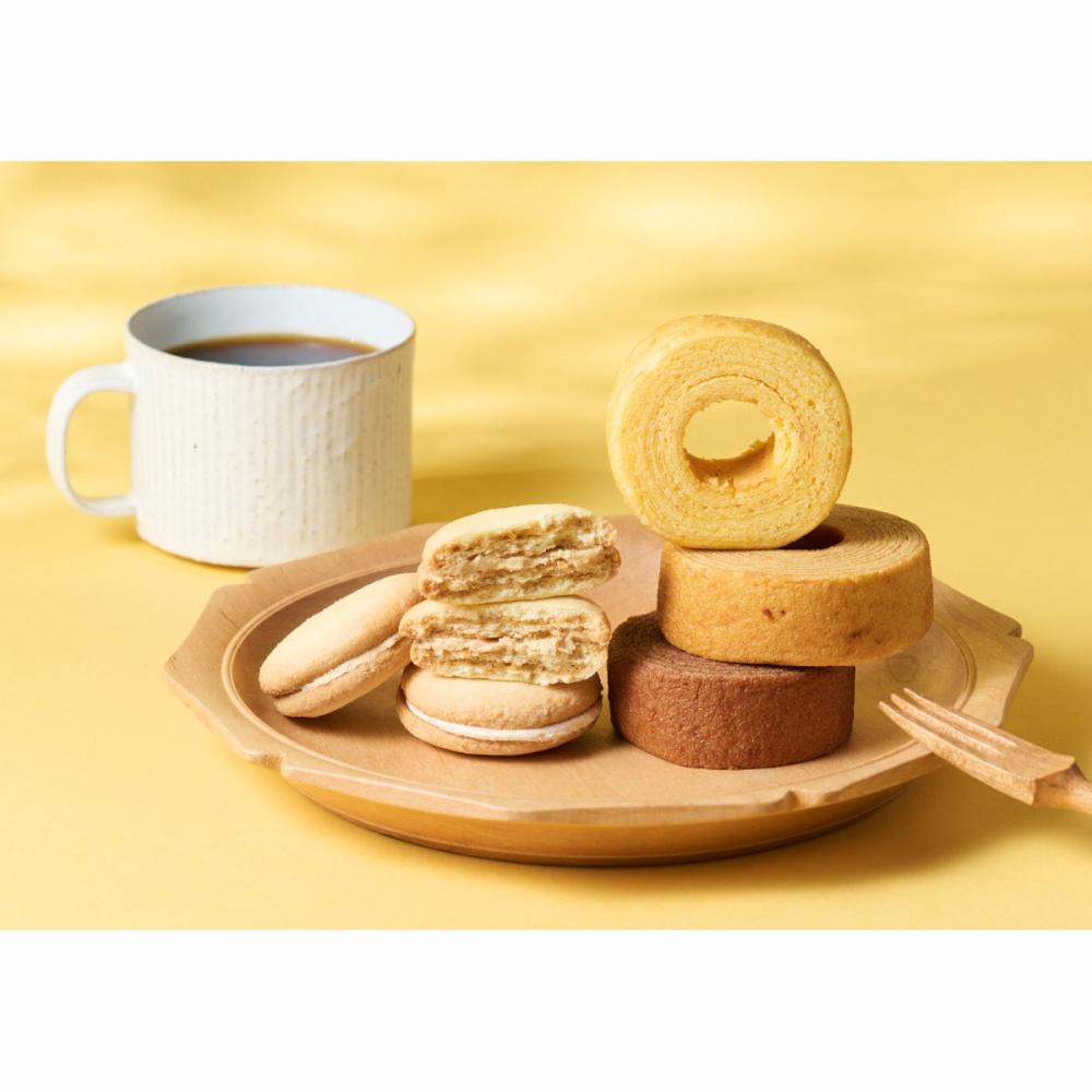 ひかりがさね　ふんわりバームと珈琲の詰合せ　１８個【26-27】