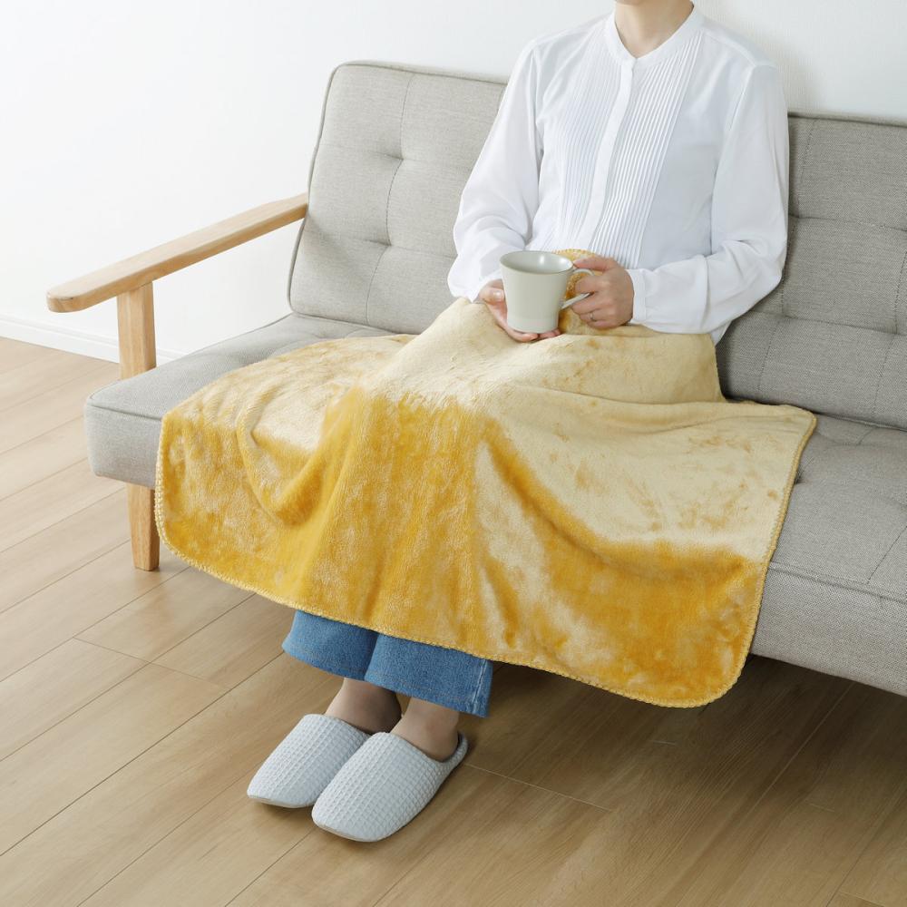 アテーナライフ　なめらかひざ掛け　ミルクファー　マスタード　７０×１００ｃｍ