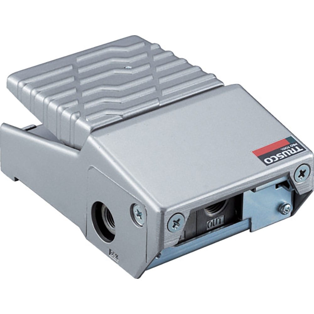 ＴＲＵＳＣＯ　足踏み切替え弁　ポート３　ＴＰ－４ＰＣ３１－８＿