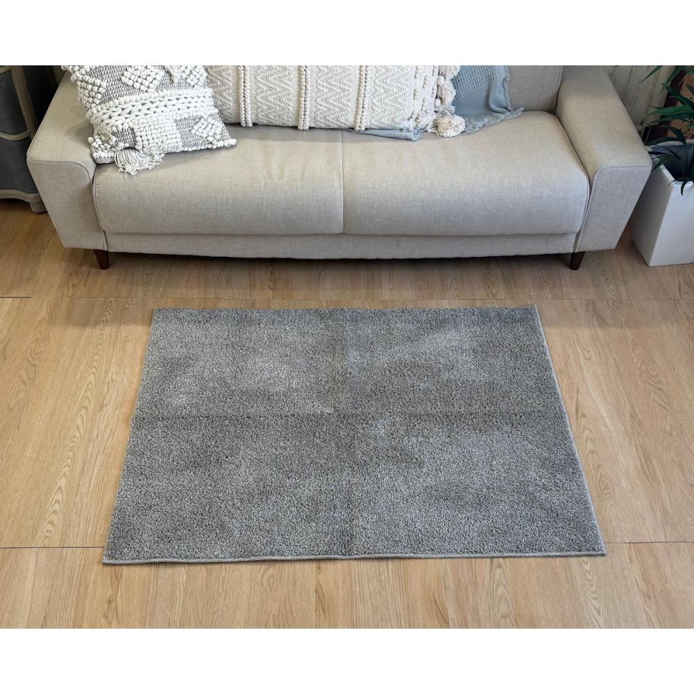 国産吸着シャギーラグ　グレージュ　９０×１２０ｃｍ