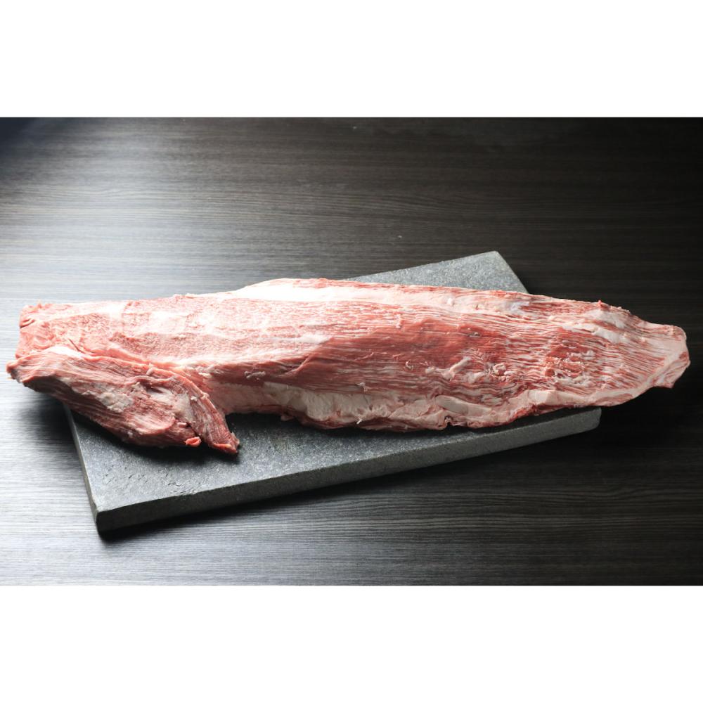 黒毛和牛『下村牛』ヒレ肉まるごと１本約３ｋｇ（３分割真空パック）