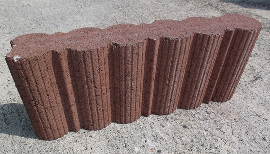 花壇ブロック　レッド