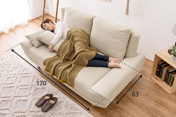 ごろ寝もできる広さ