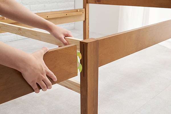 フック式で工具不要