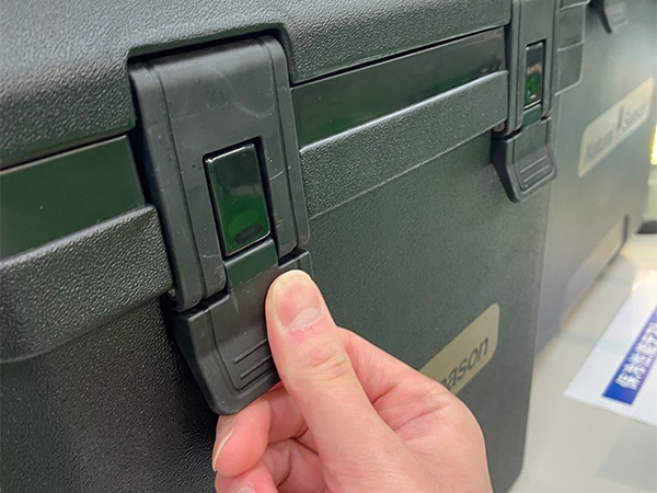 大きいバックル