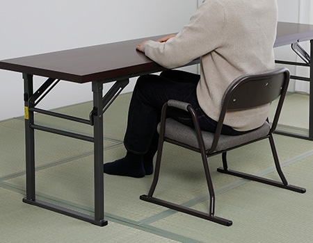 お座敷チェアに使える折りたたみテーブル