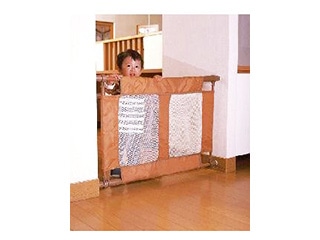 ベビーフェンス