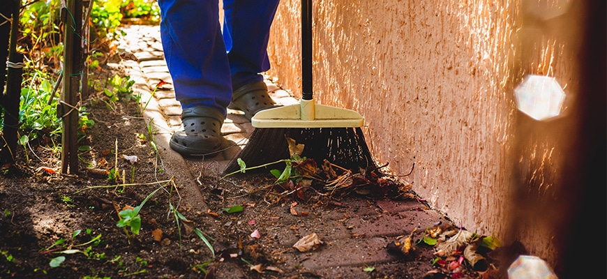ゴミを取り除く