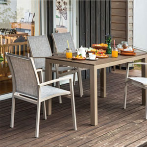 ガーデンファニチャー