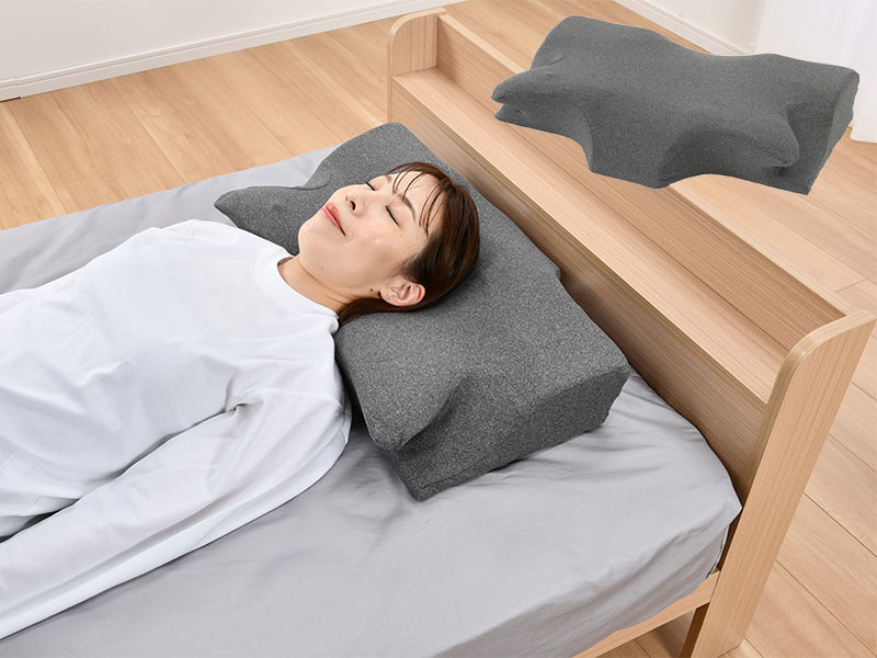 仰向け寝（高め側を手前）