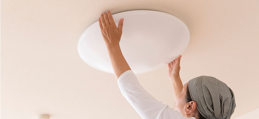 シーリングライトの交換時期は