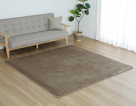 つまづきにくい極厚ボリュームラグ