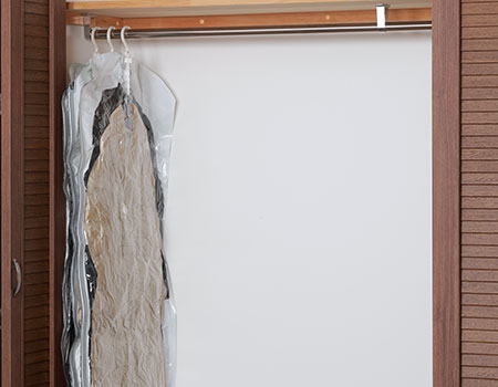 吊るせるアンチ型５連フック付圧縮袋