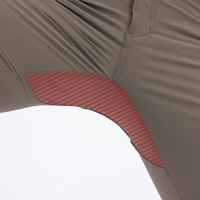 動きやすい<br>クライミングカット