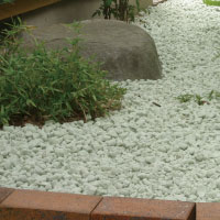 お庭まわりの防犯用品