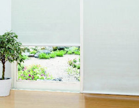 ロールスクリーン